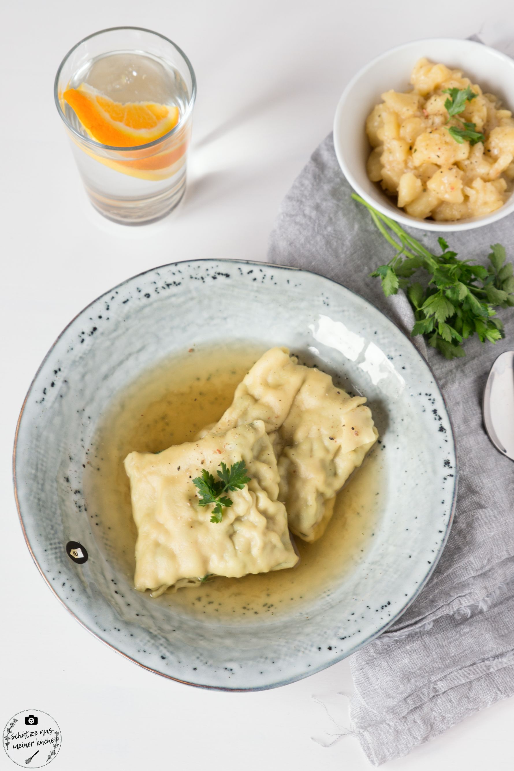 Hausgemachte schwäbische Maultaschen mit köstlichem Kartoffelsalat